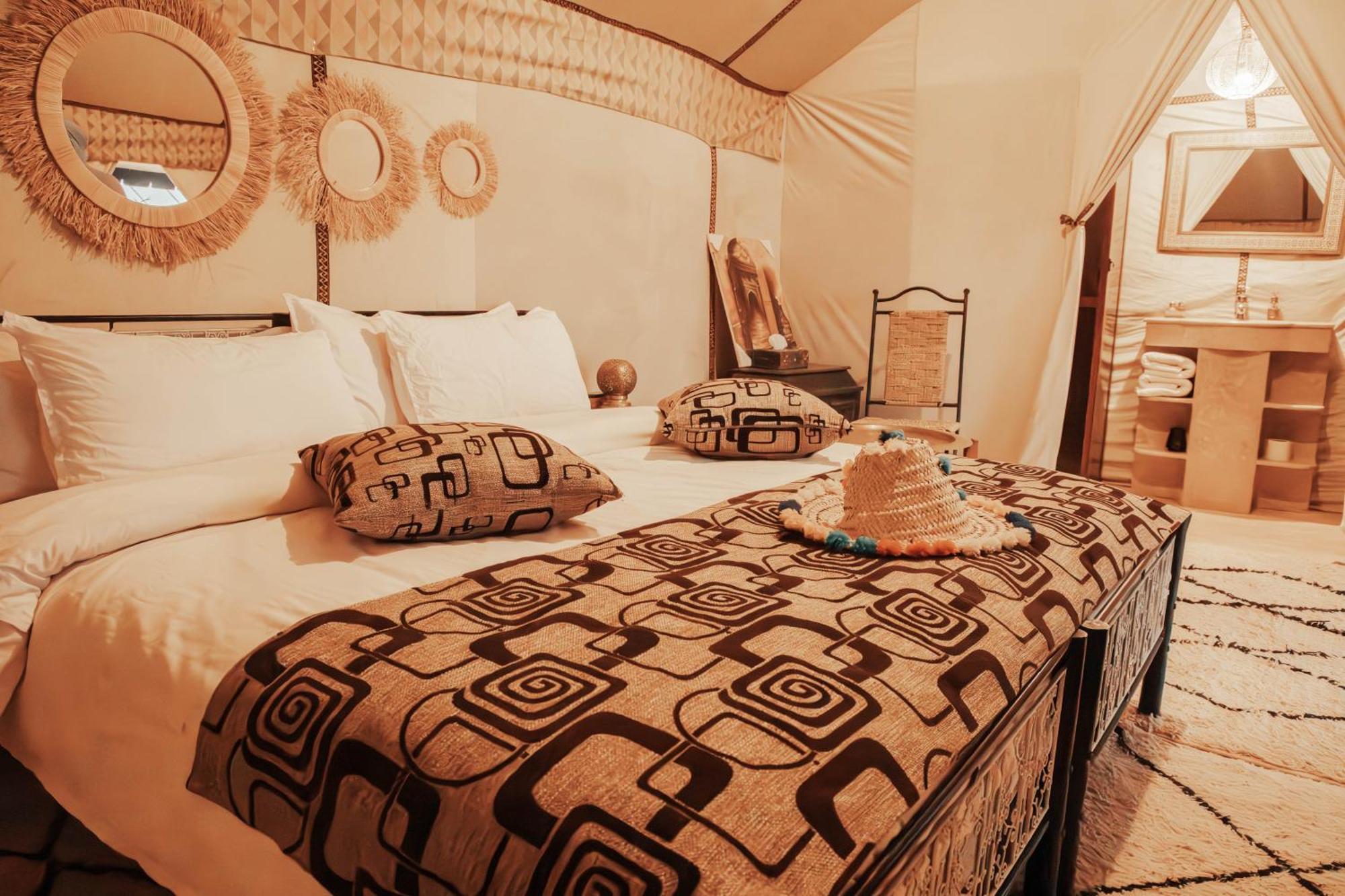 Merzouga Moonlight Desert Camp Ngoại thất bức ảnh